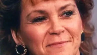 Photo of With heavy hearts, we announce the passing. When you find out who she is, you will cry